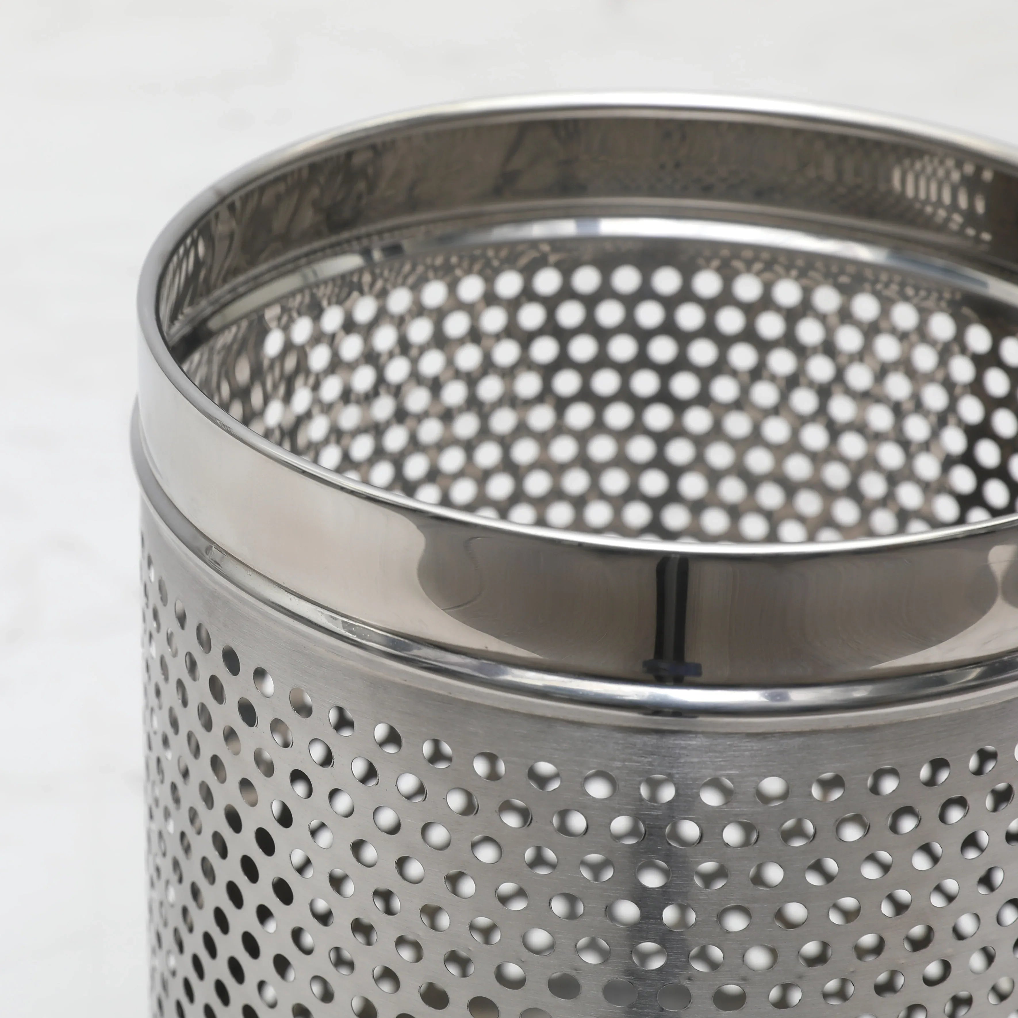 LE Notra PerforatedDustbin Small 5L 7X10 - HomeTown