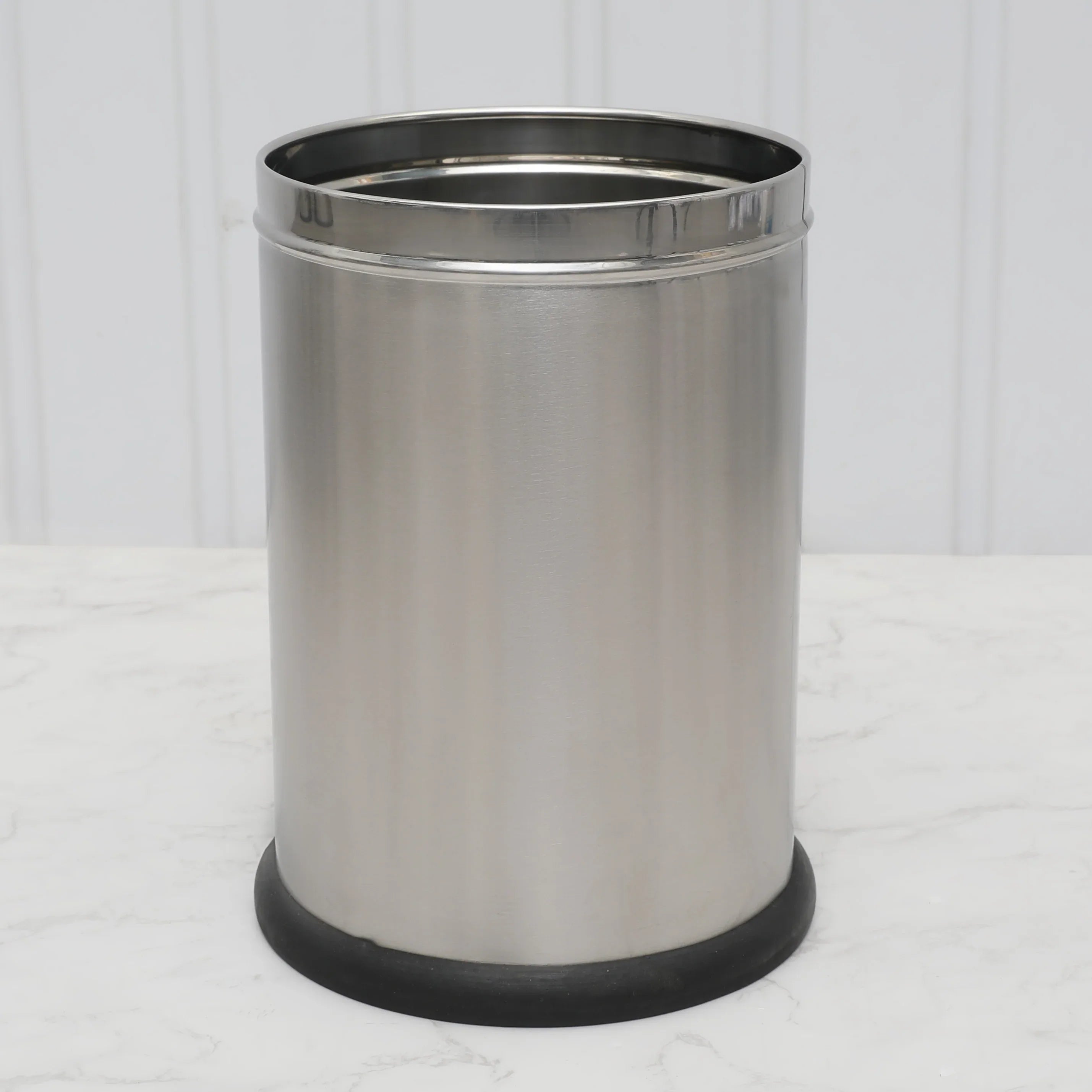 LE Notra Plain Dustbin Medium 7Ltr 8X12 - HomeTown