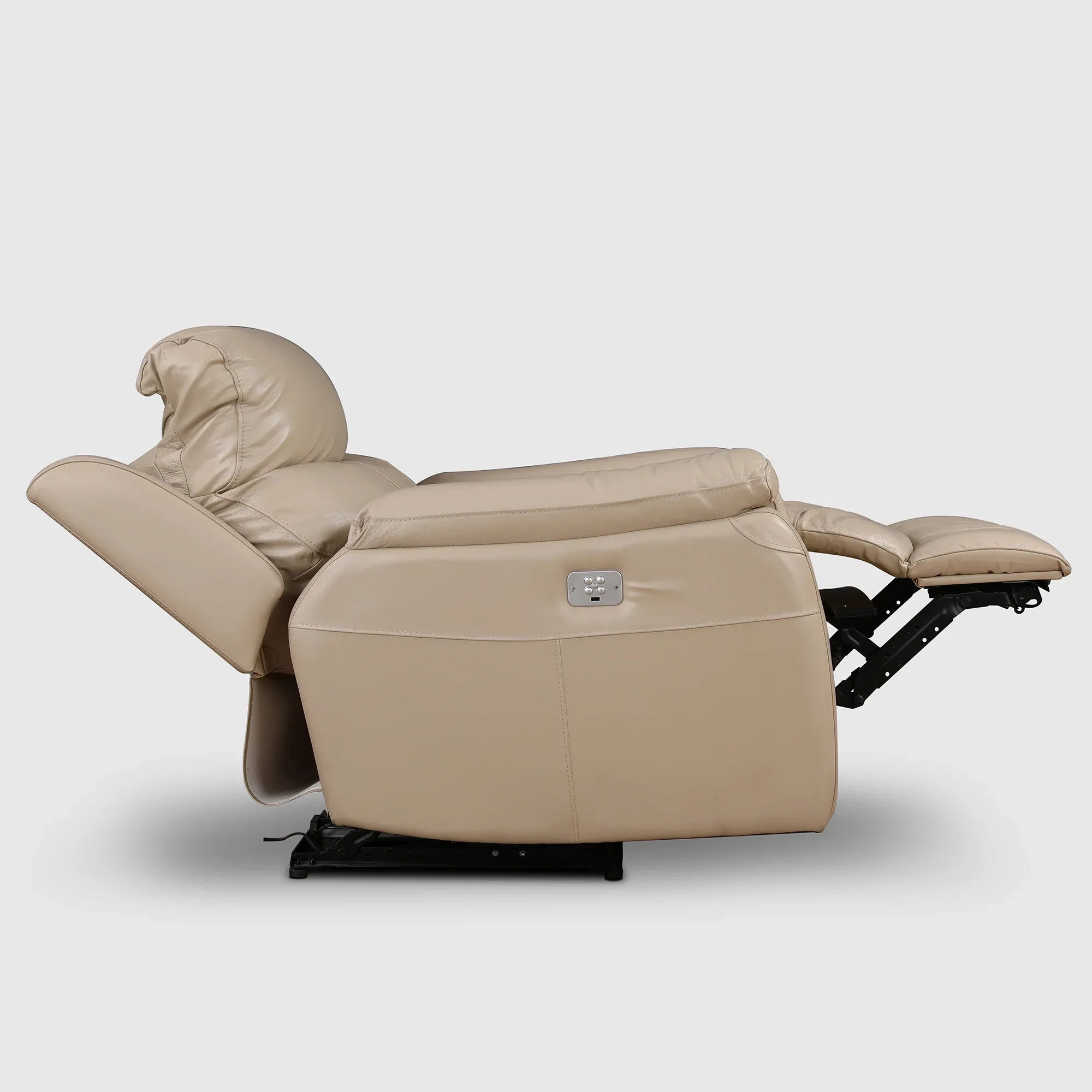 Plush Leather Electric Recliner - HomeTown