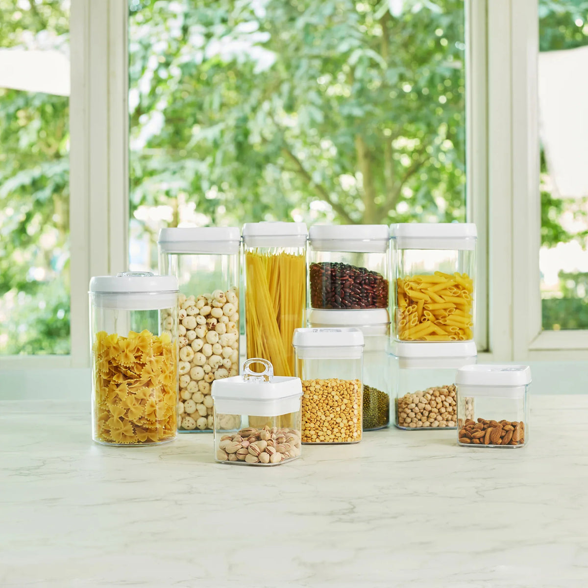 Robusto BPA Free Easy Lock Square Container 500ml in Transparent & White Colour - HomeTown