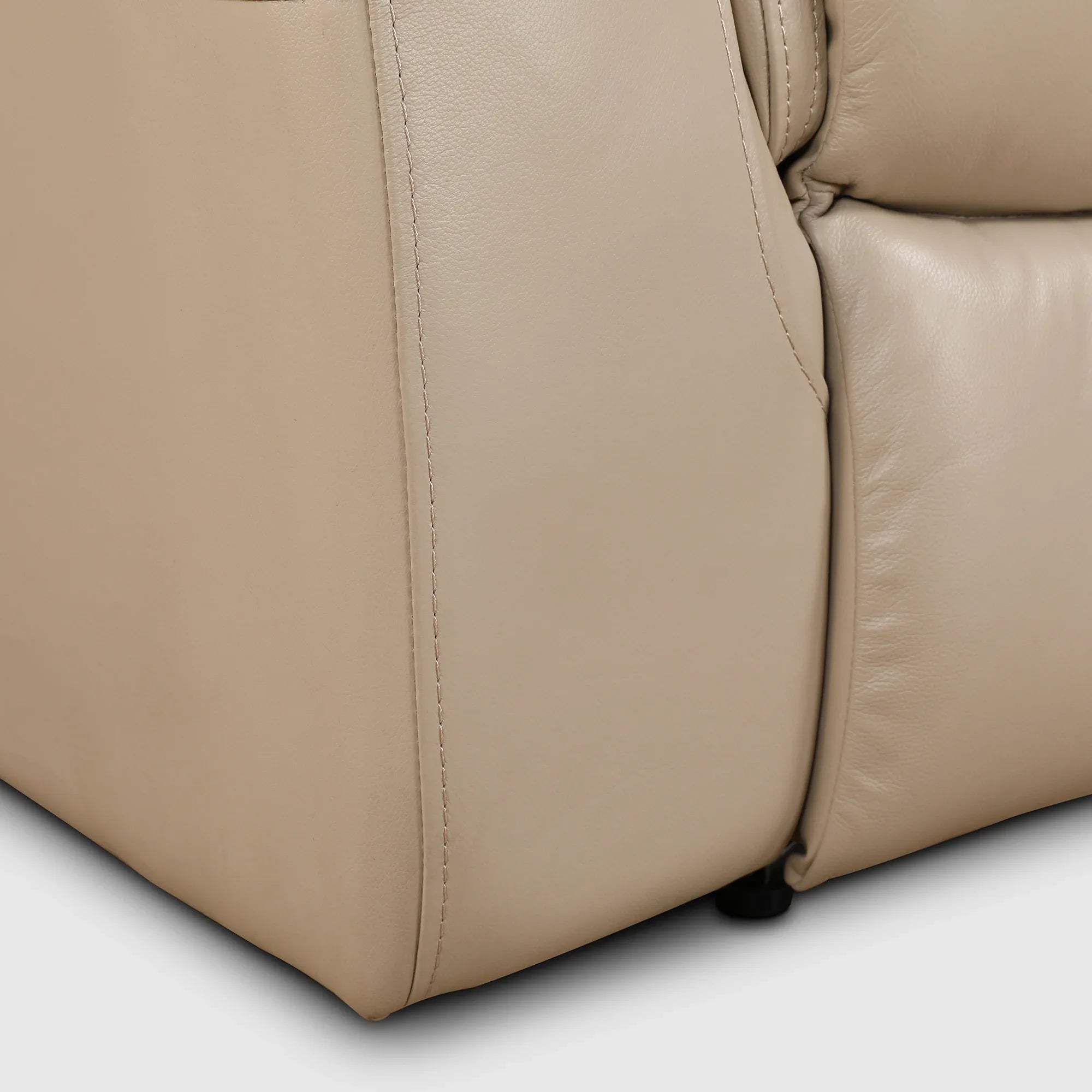 Plush Leather Electric Recliner - HomeTown
