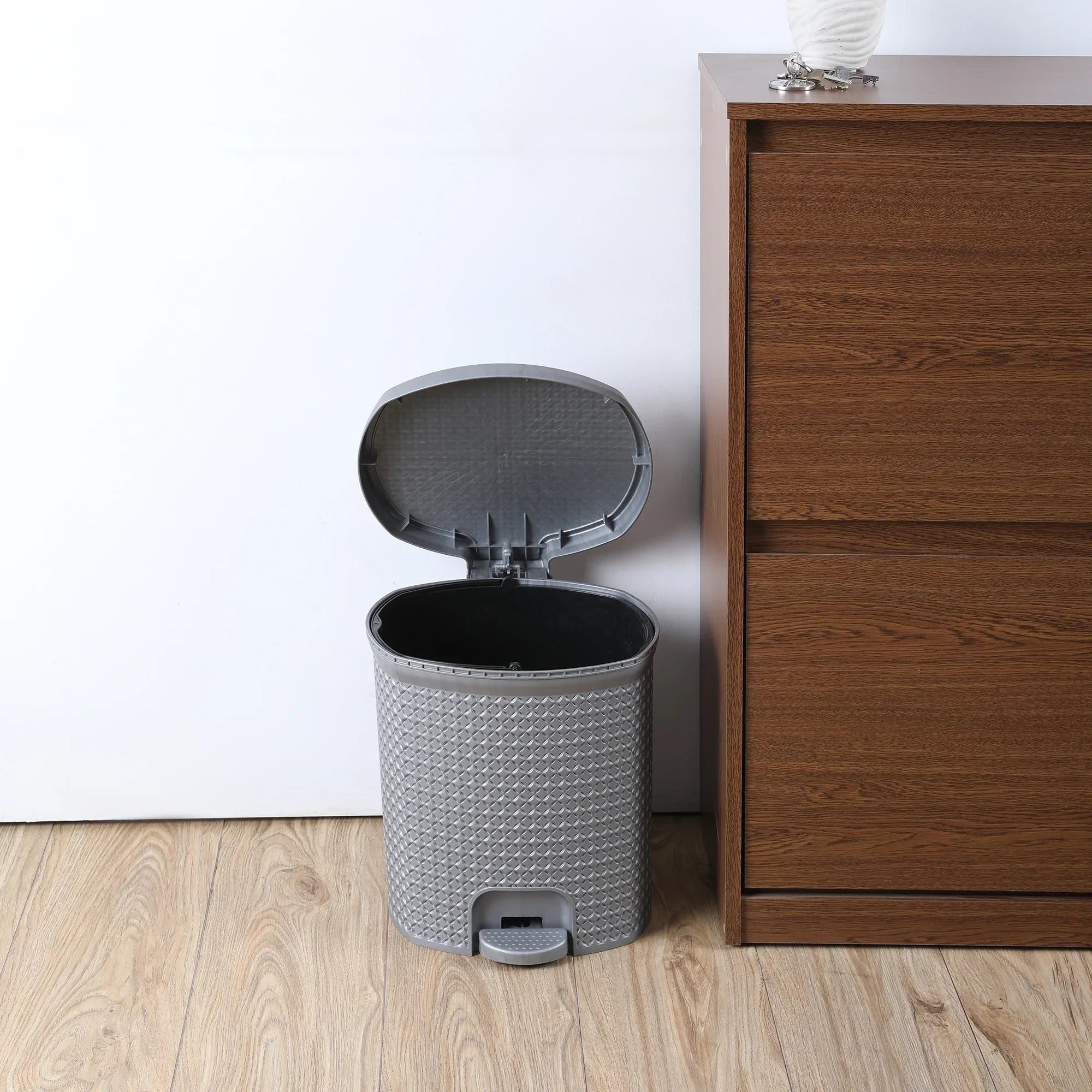 Diamond Plastic Pedal Dustbin with Inner Bucket 12 Ltr in Grey Colour - HomeTown