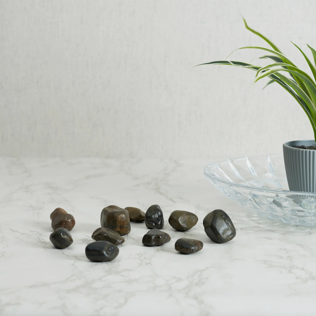Jewel River Pebbles 250Gm in Black Colour - HomeTown
