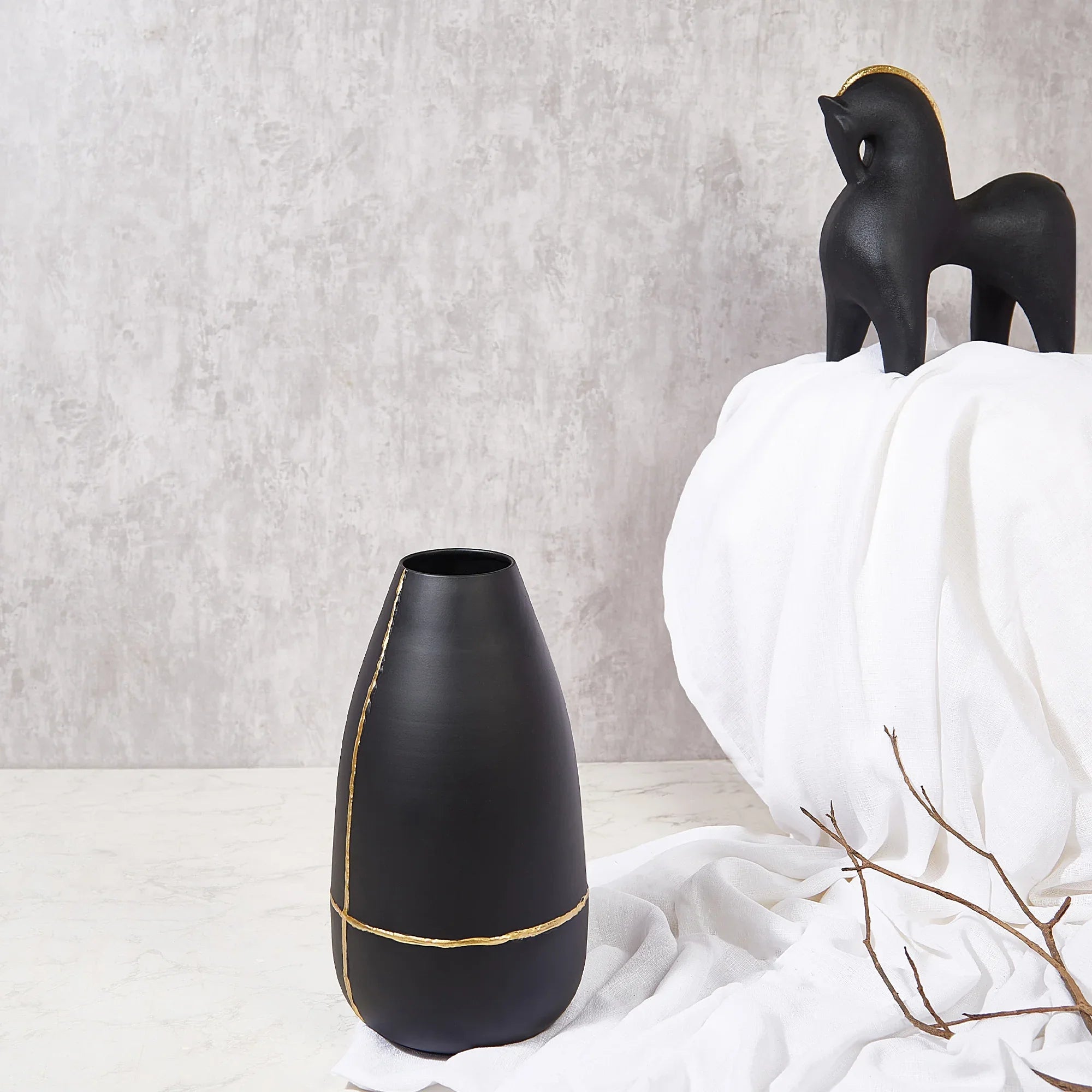 Mezzo Metal Vases 35 cm in Black Colour - HomeTown