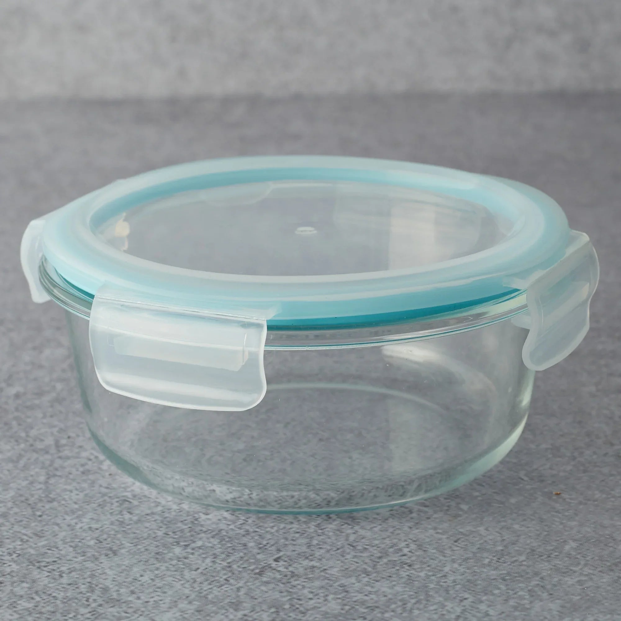 Robust Glass Round Container with PP Lid 650ML in Transparent Colour - HomeTown