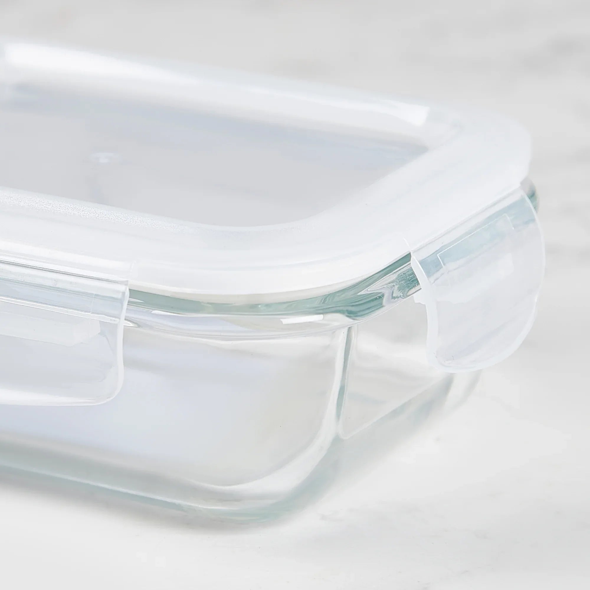 Fiesta Borosilicate Glass Clip Lock Container Set of 3 in Clear Colour - HomeTown