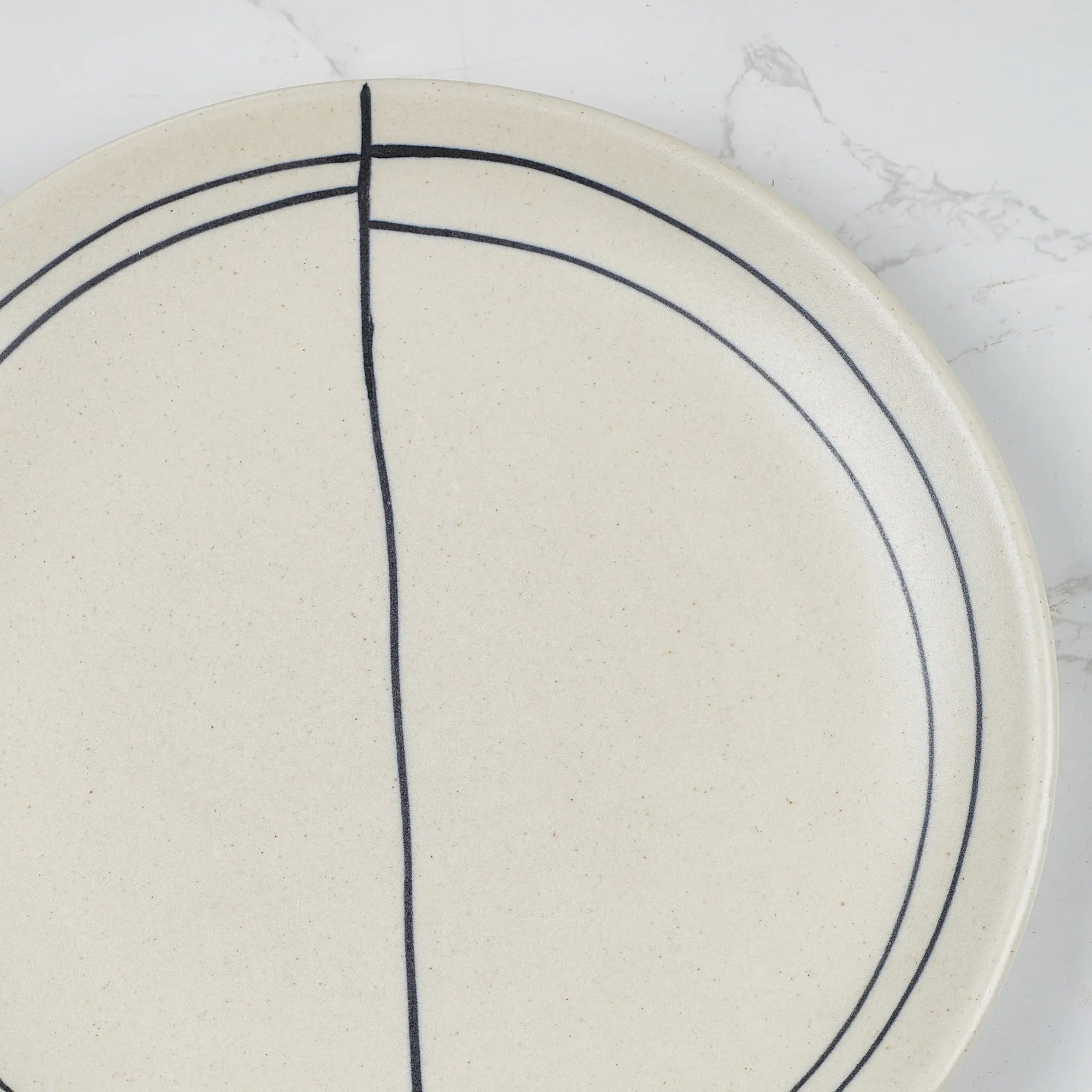 Artisanal Studio Pottery Stoneware Dinner Plate Set of 4 in Black & Ecru Colour - HomeTown