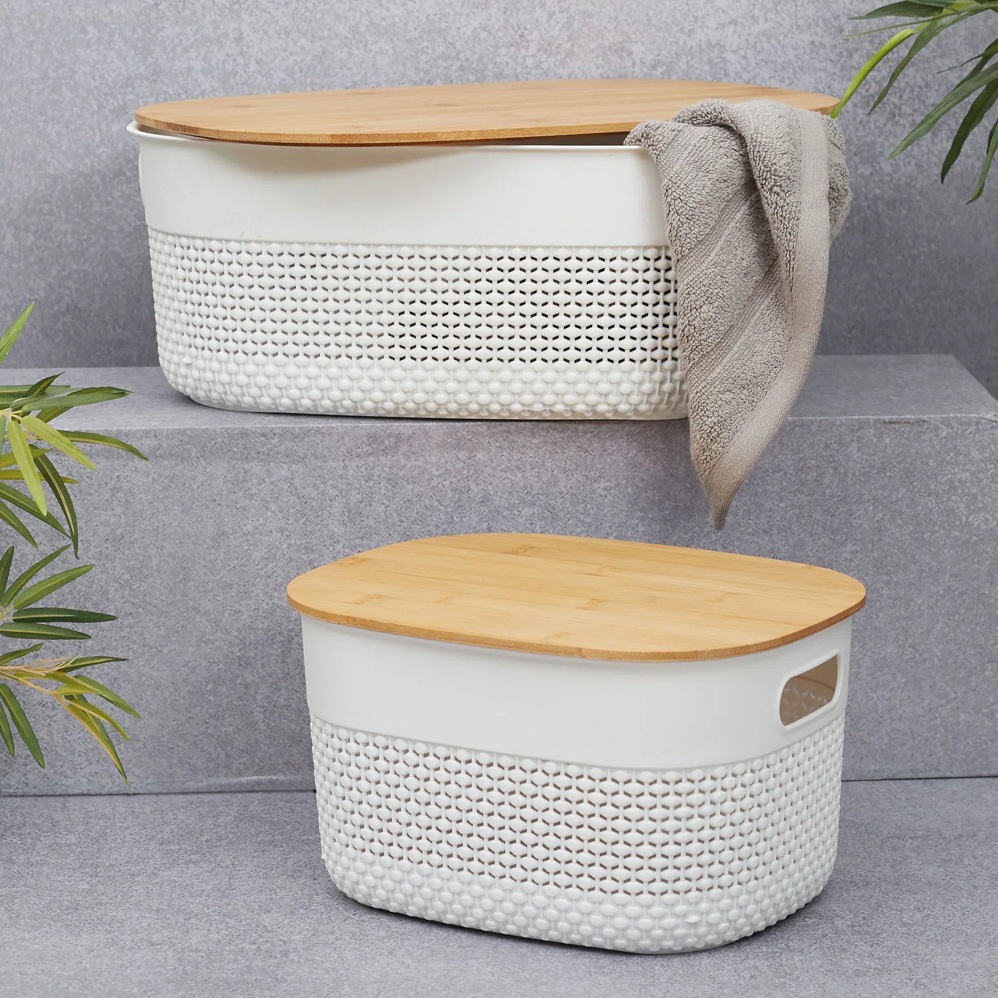 Stereo Plastic Oval Basket With Bamboo Lid 11.5 Ltr in White Colour - HomeTown