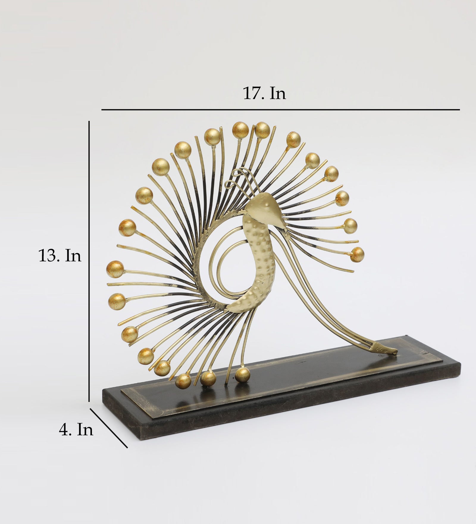 Vedas F-Modern Peacock Table Decor