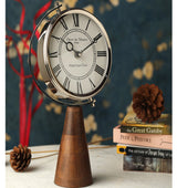 De Massion Wood's Pedestal Clock in Reflective Silver