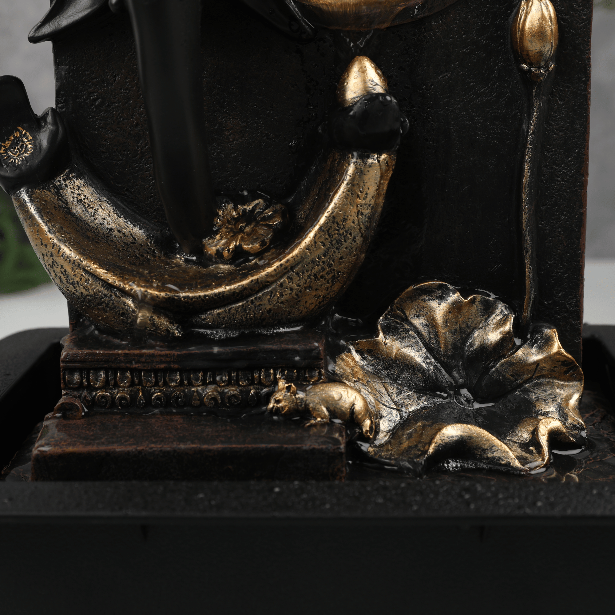 Impression Polyresin Modern Ganesha Water Fountain 30x40 Cm in Black & Gold Colour