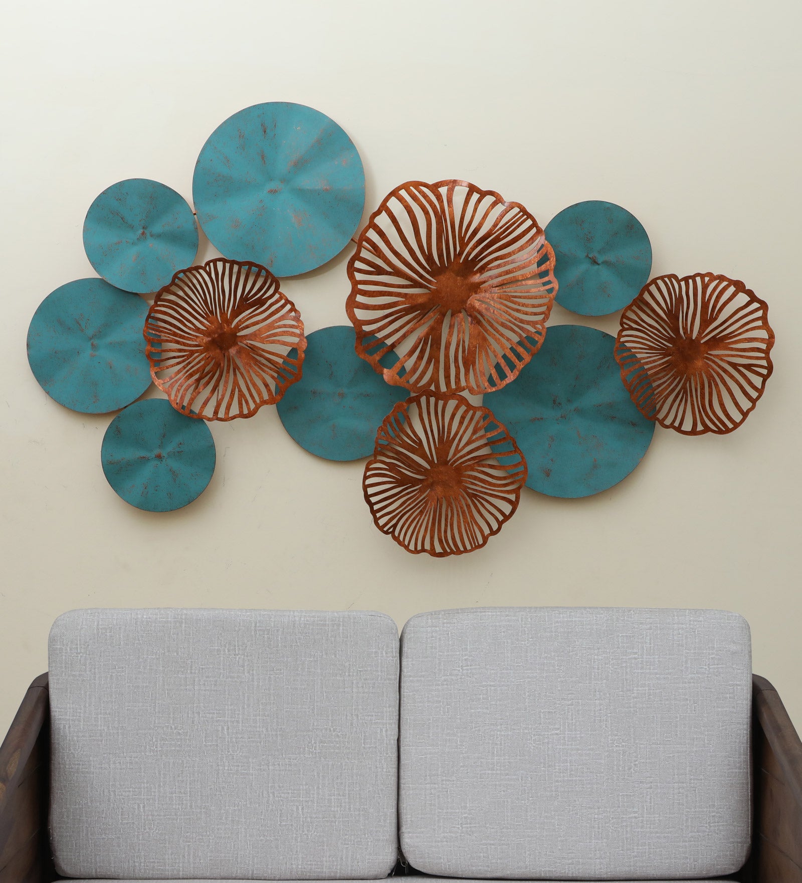 Vedas W-Blue Flower Wall Decor Led