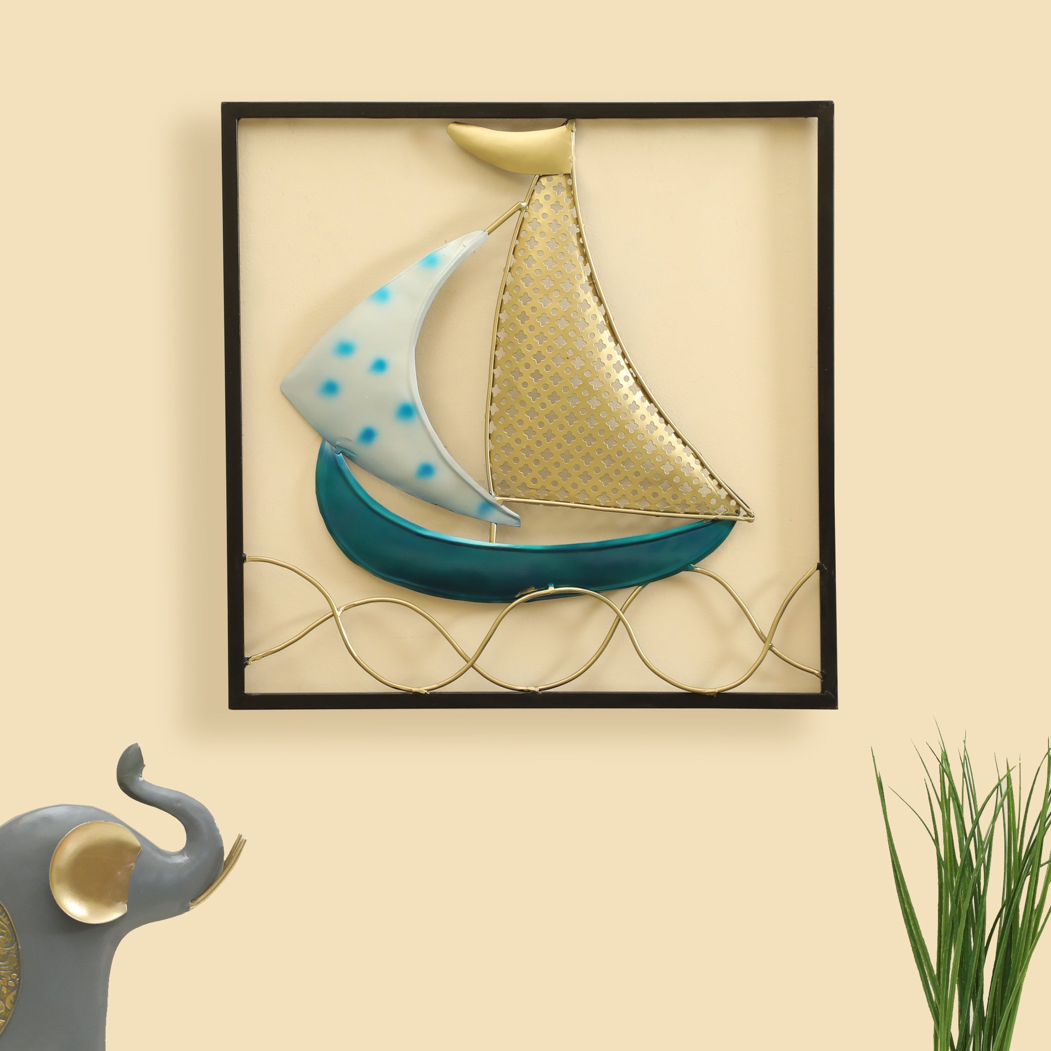 Vedas W-Selena Boat Wall Decor
