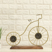 Vedas F-Rimmy Cycle Table Decor