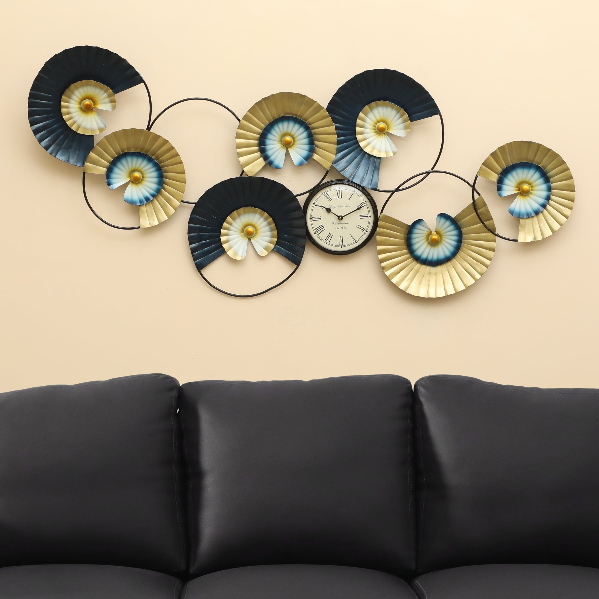 Vedas W-Levan Abstract Circle Wall Decor with clock