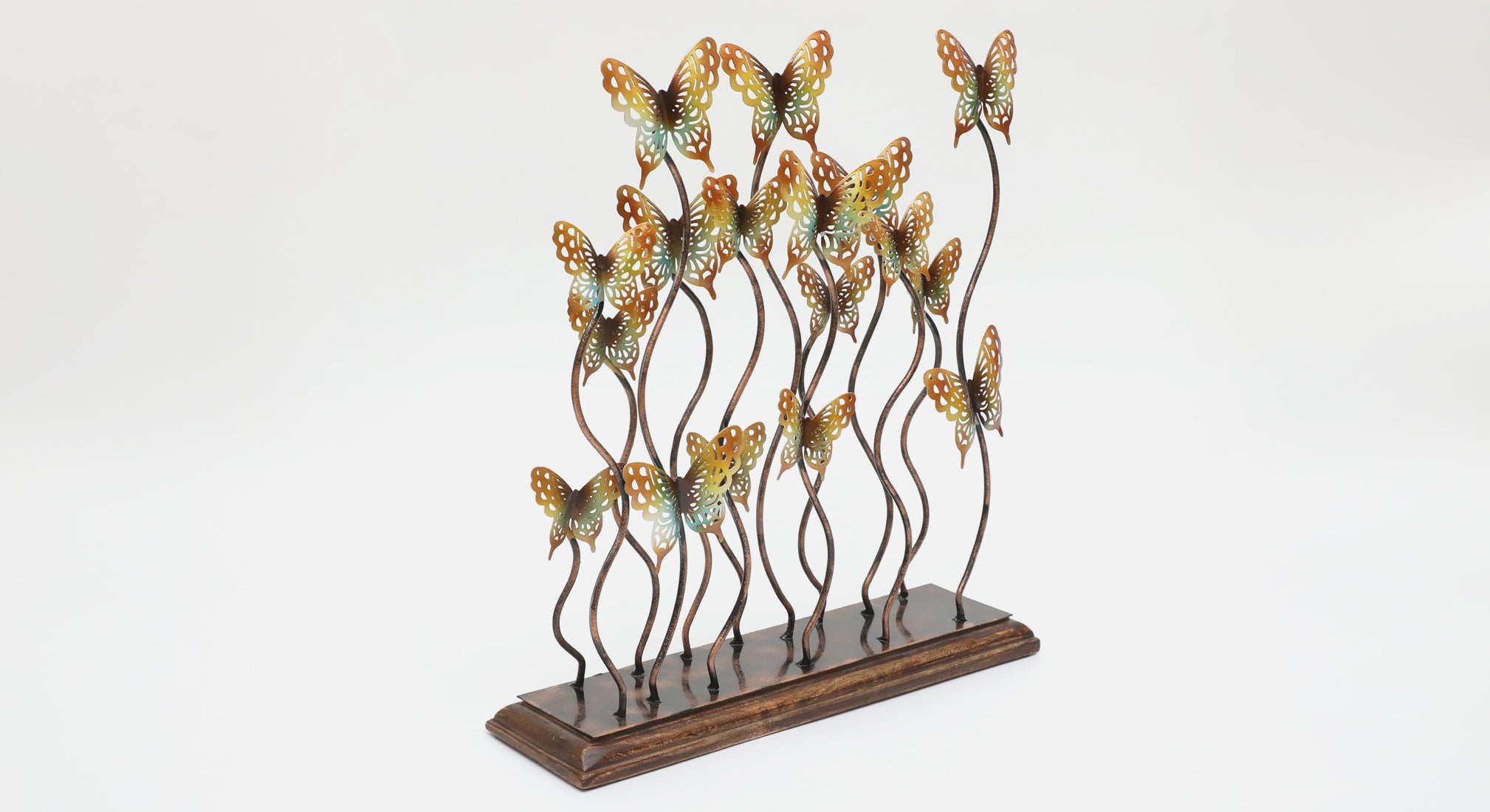 Vedas F-Navya Cluster Butterflies Table Decor