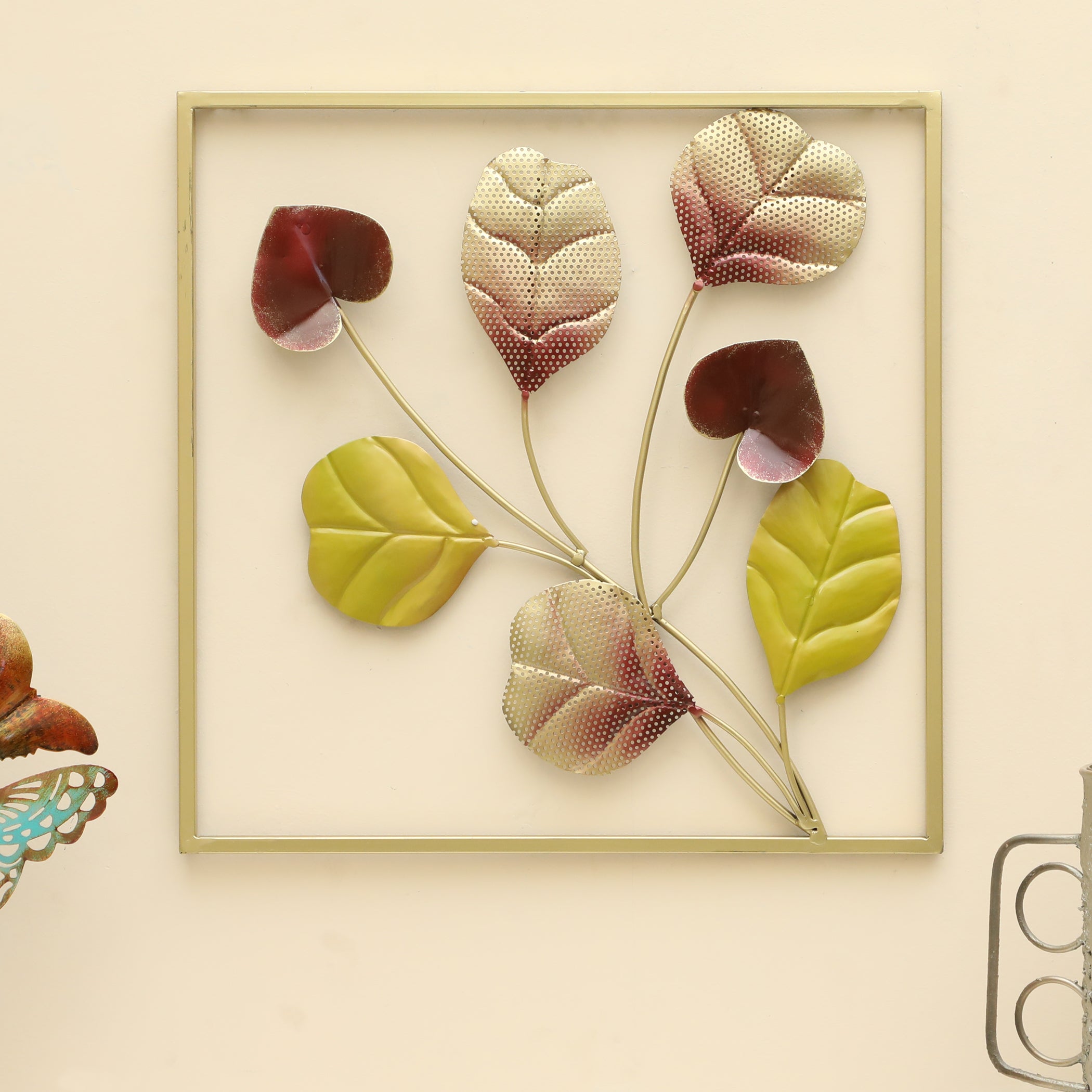 Vedas W-Aarna Square Leaf Wall Hanging