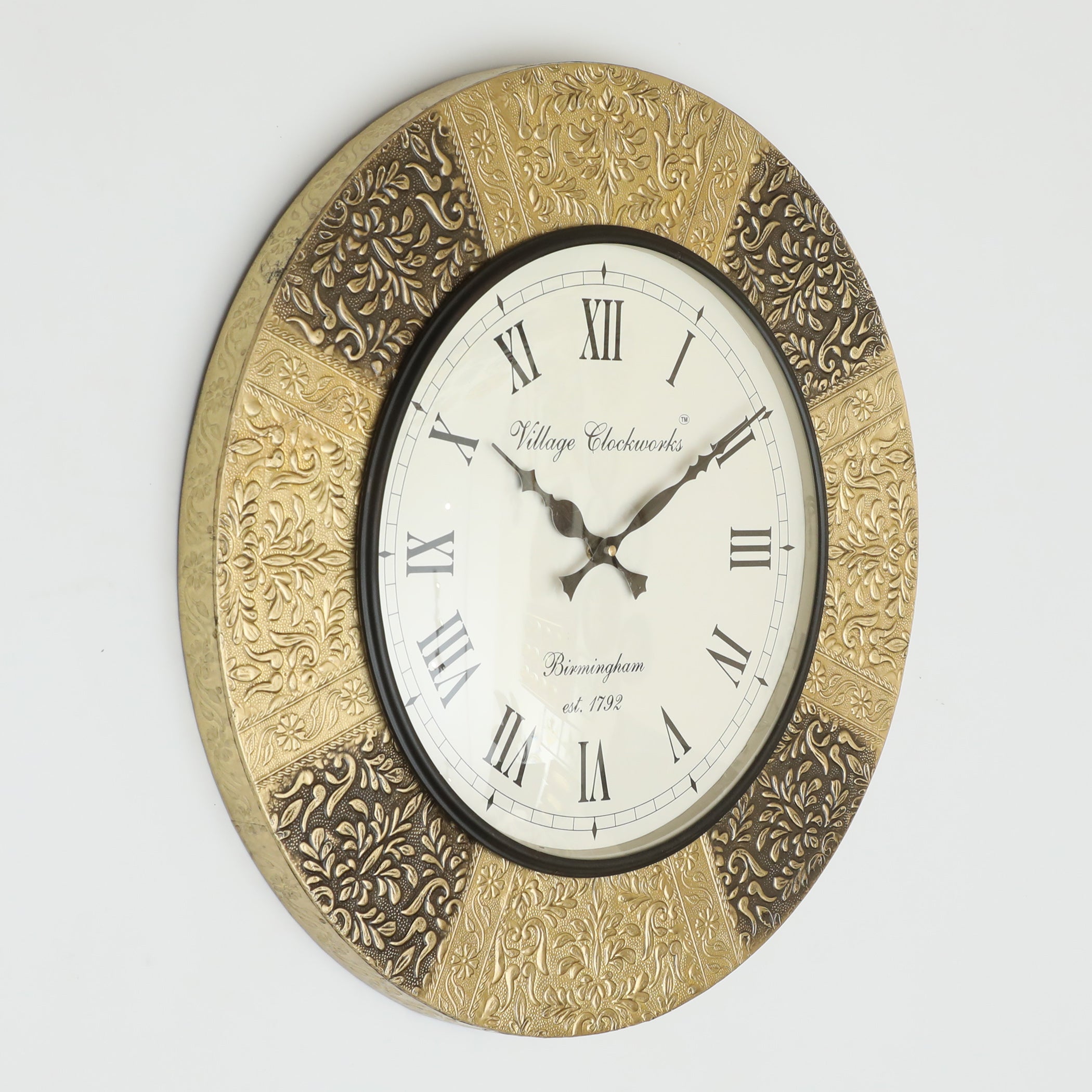 Vedas C-Yarra Heritage Wooden Polished Wall Clock with Dial