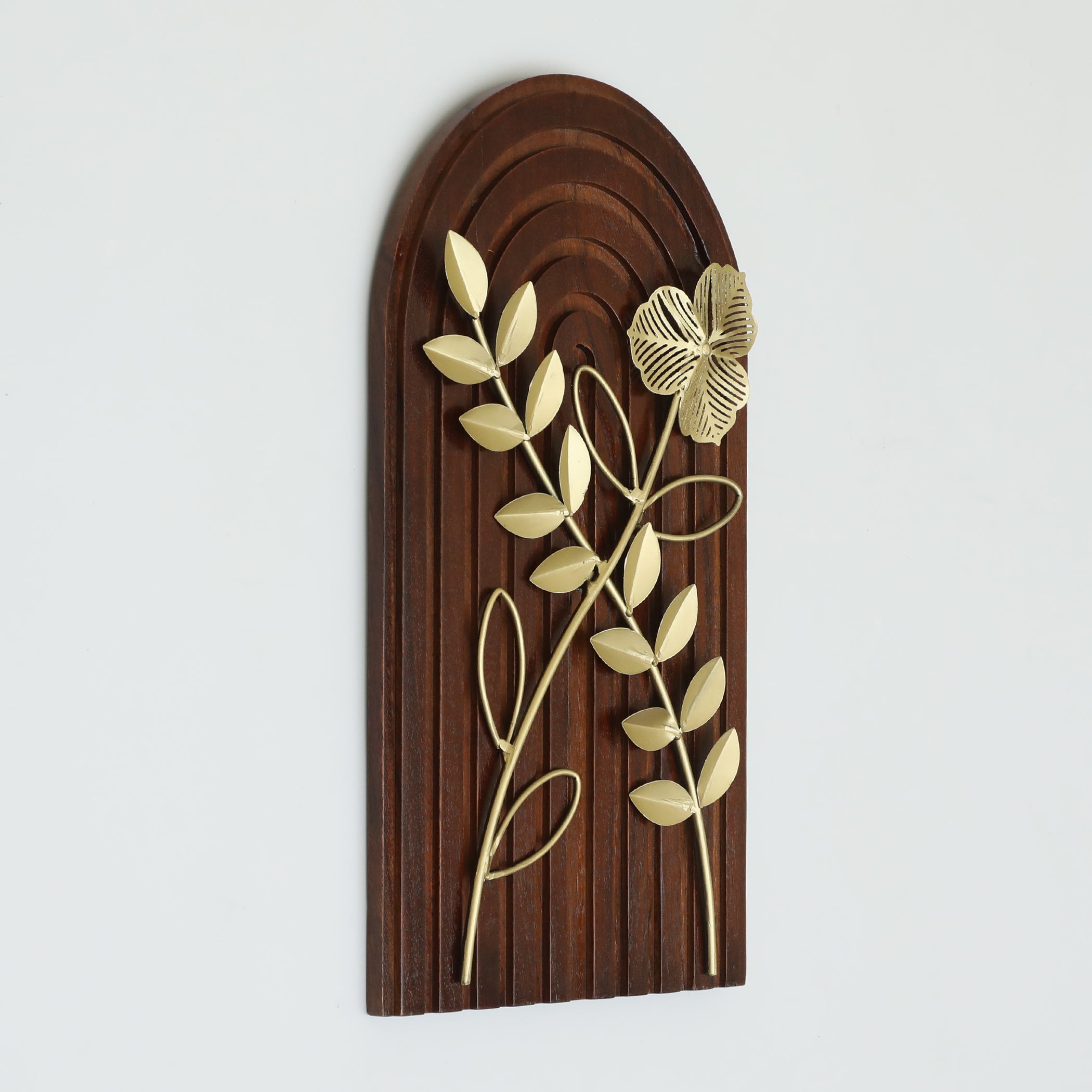 Vedas W-Ian Leaf Wall Decor on Wood