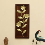 Vedas W-Oliver Leaf Wall Decor on Wooden Frame