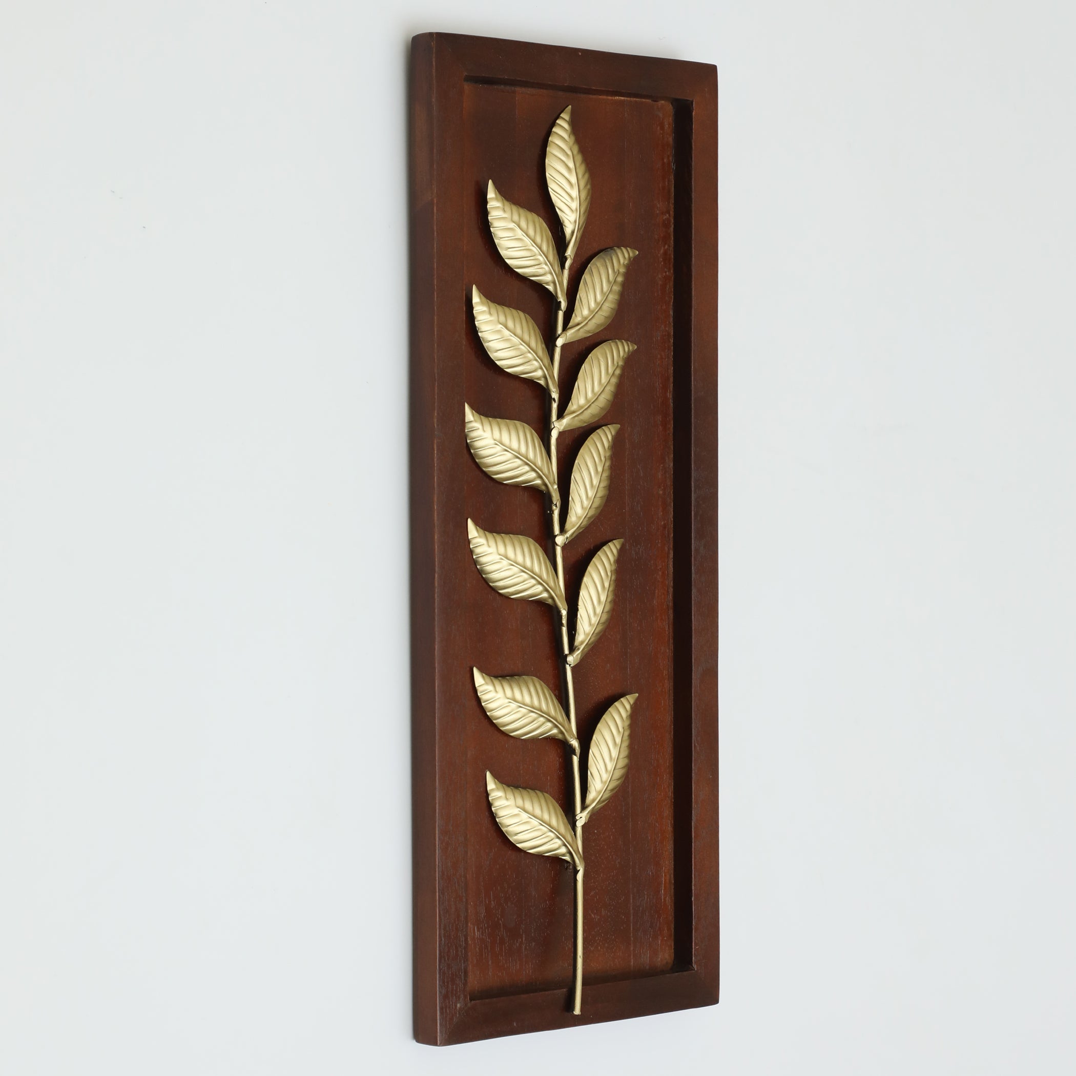 Vedas W Evan Leaf Wall Decor On Wooden Frame