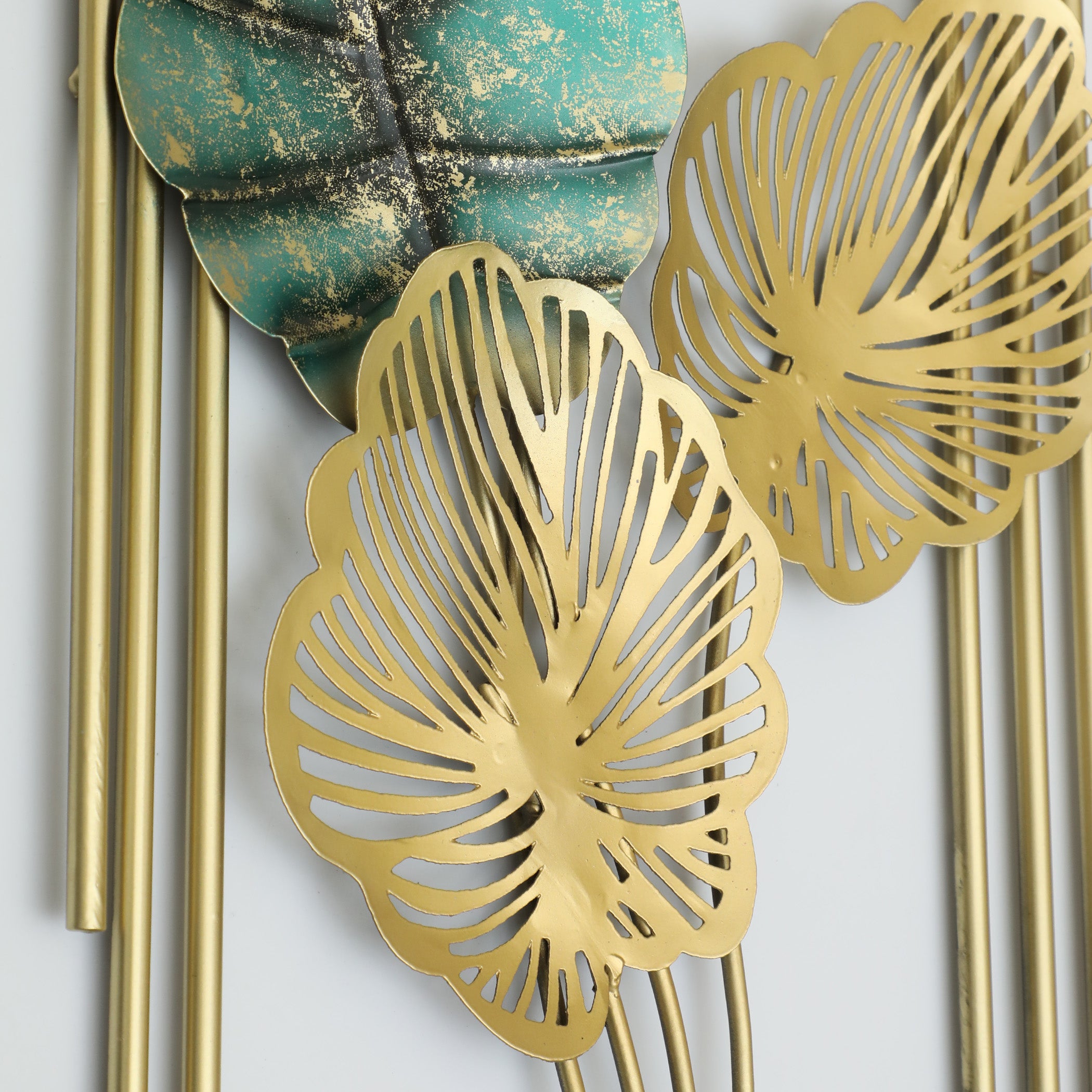 Vedas W-Teo Leaf Wall Decor
