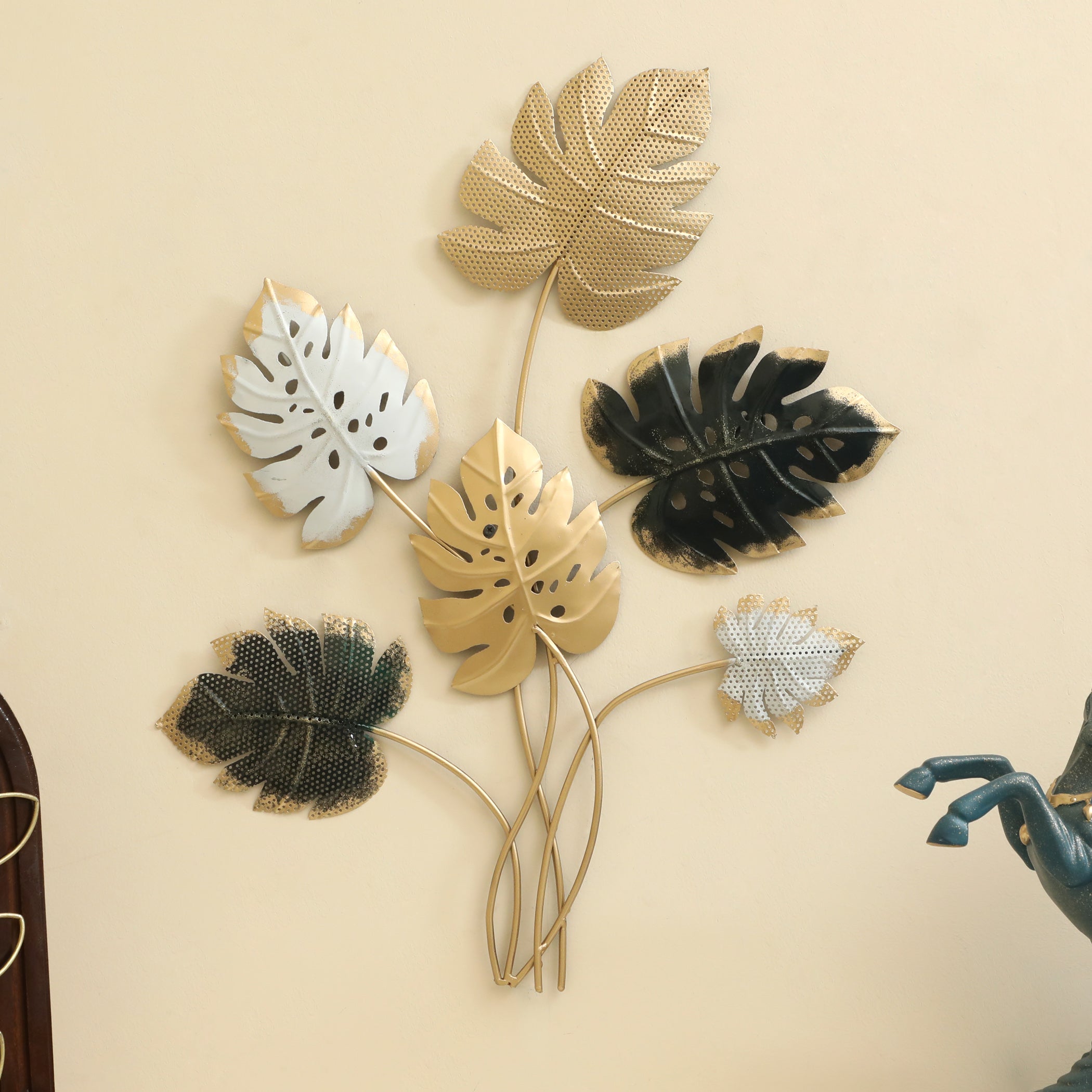 Vedas W-Ella Bunch Ginko Wall Decor