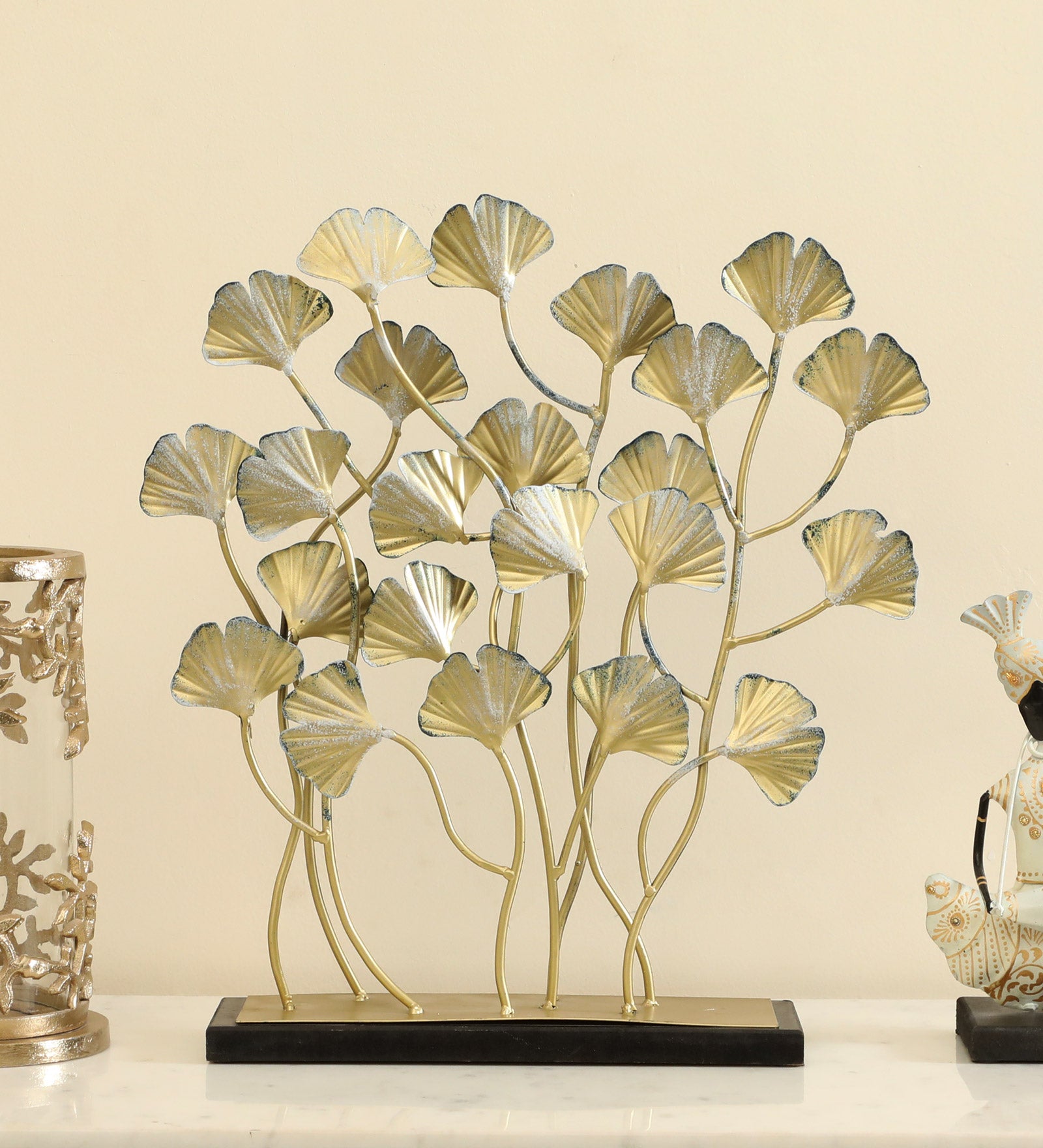 Vedas F-Amora Bunch Ginko Table Decor