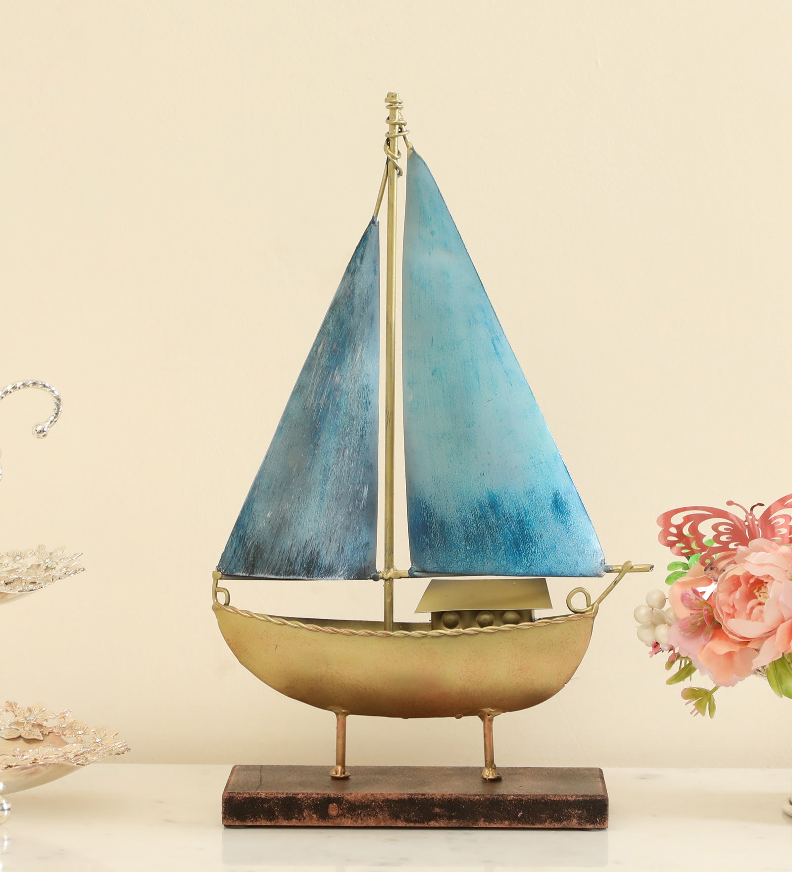 Vedas F-Hope Boat Table Decor