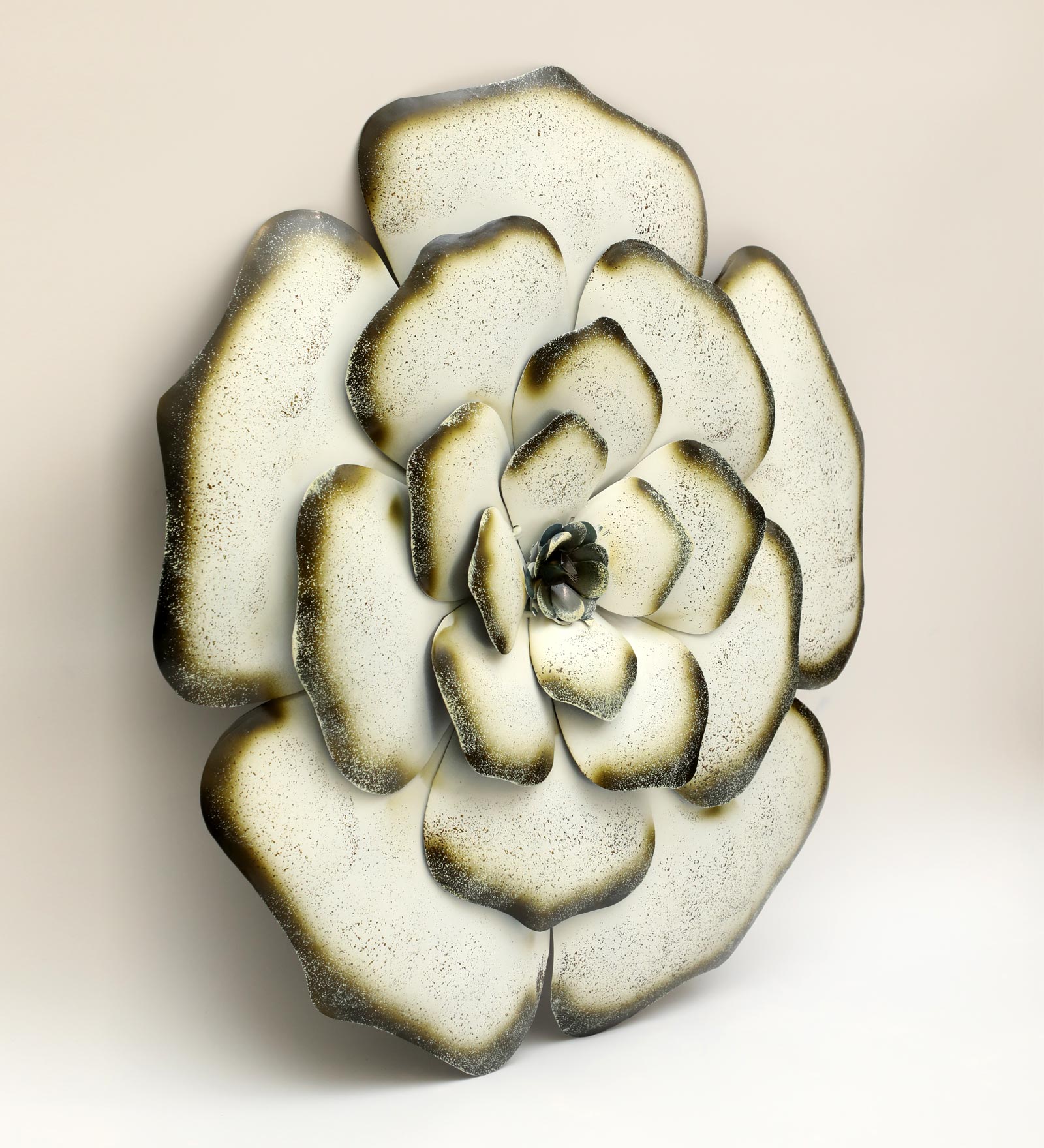 Vedas W-Royal Flower Medium