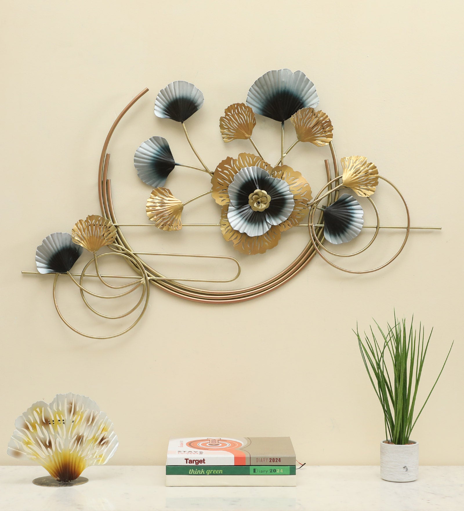 Vedas Gajraj Leaf Metal Wall Decoration Hanging Wall Arts decorative item for Home, restaurant, living room, dining room, office. (34*19 Inch)