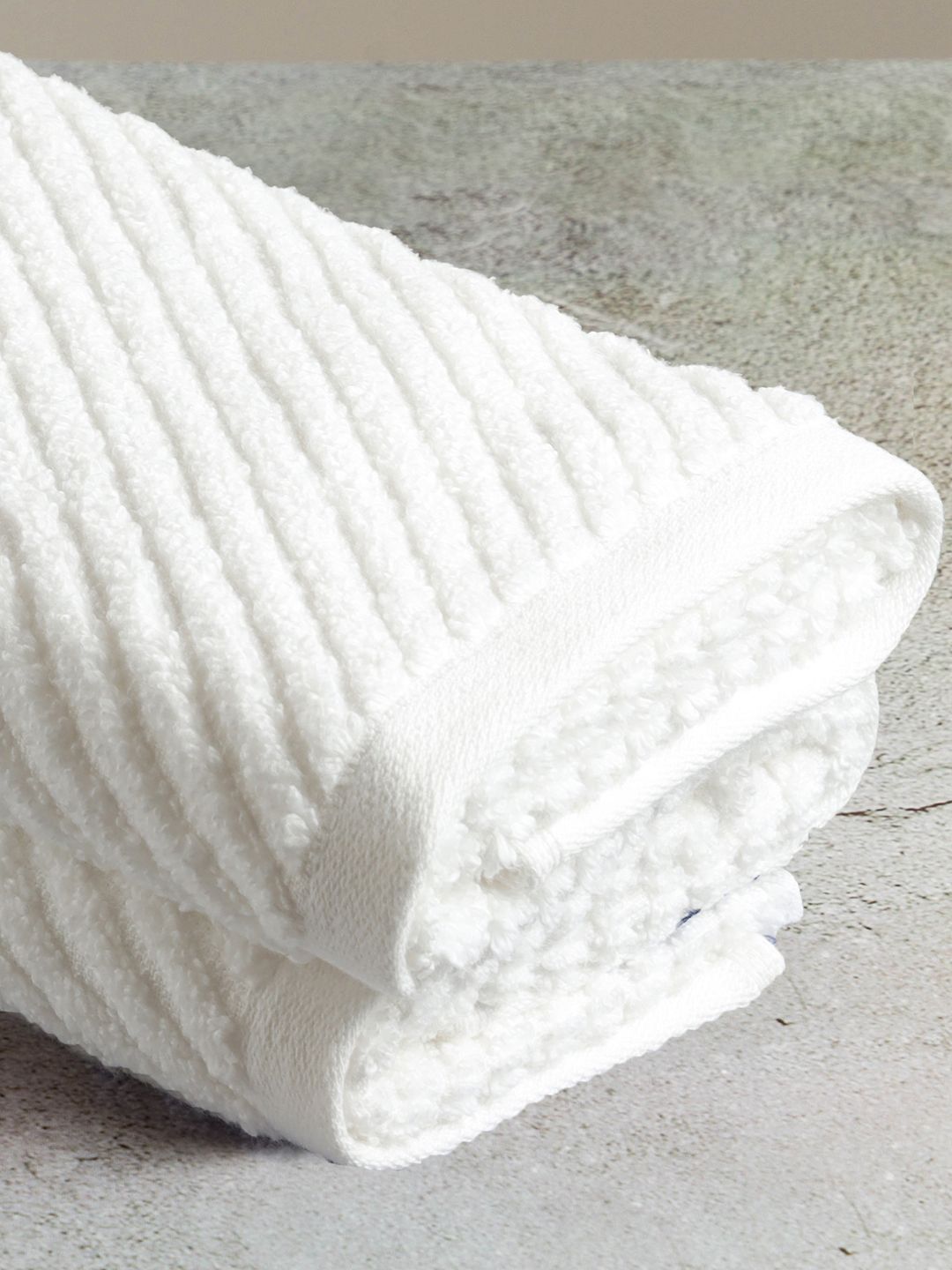 Cross View Sis-Bath Linen White
