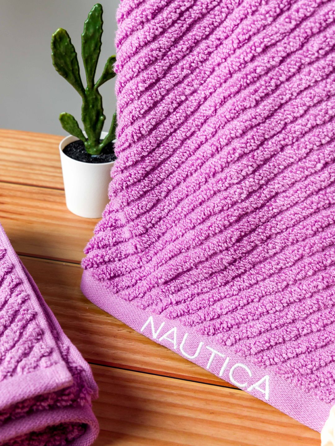 Cross View Bath Linen Lilac