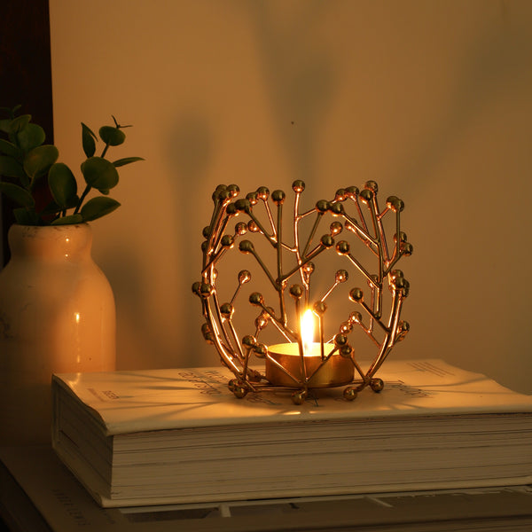 Juanita Tealight Holder in Gold dimensions