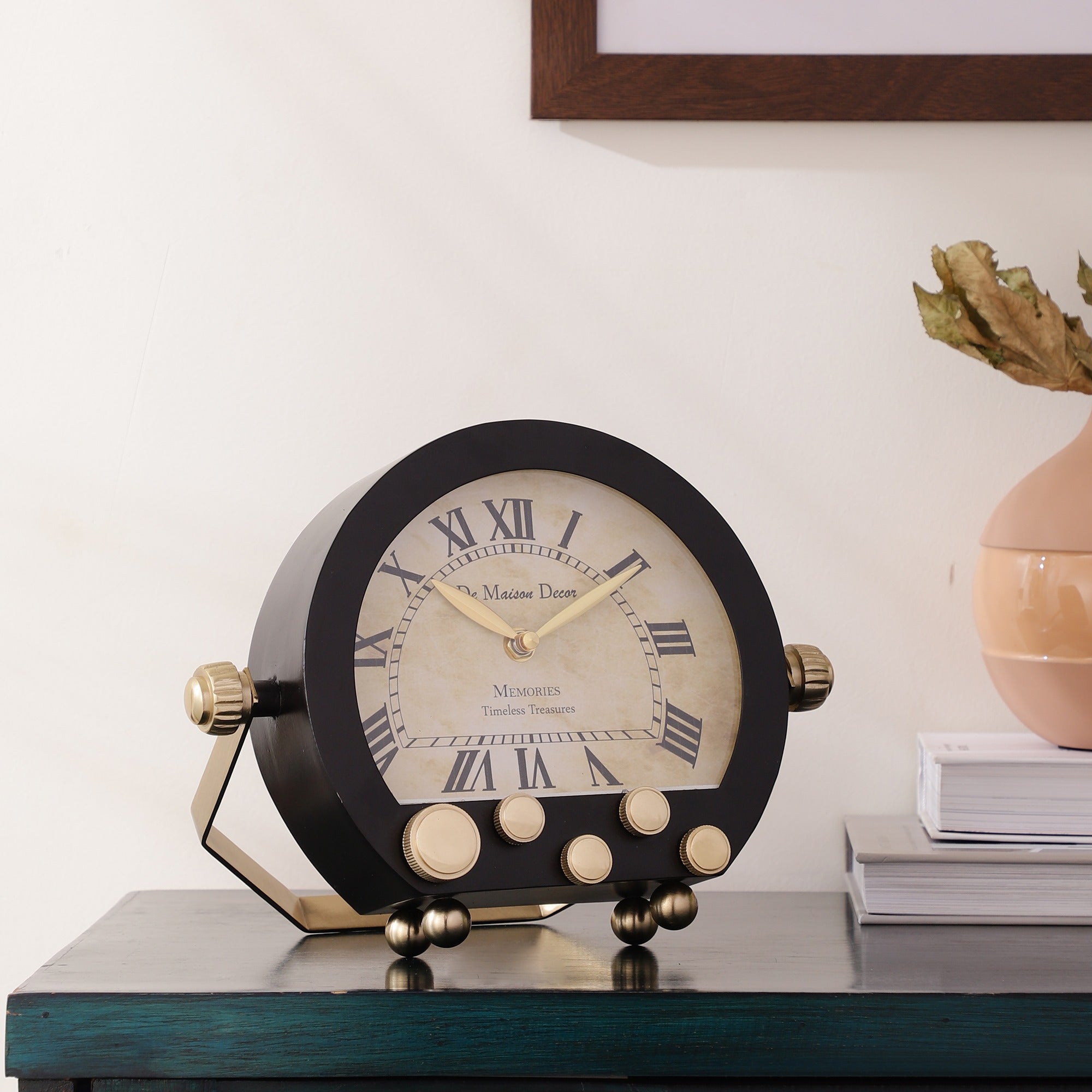 De Massion Kent Clock in Black Gold
