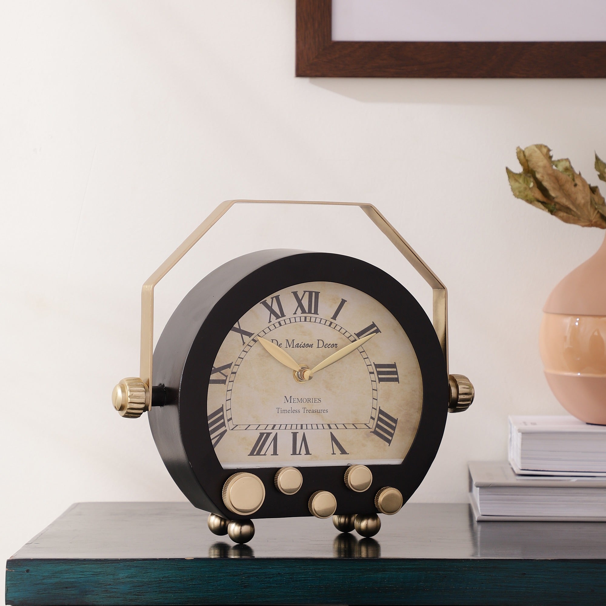 De Massion Kent Clock in Black Gold