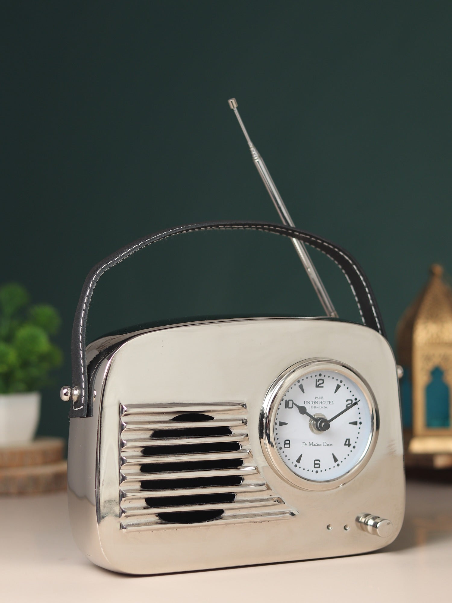 De Massion Melodic Memories Table Clock Silver