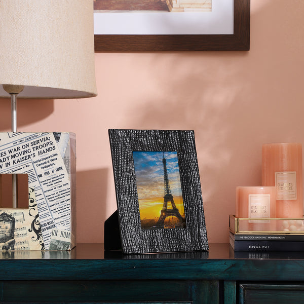Motif Picture frame Black  Small Size dimensions