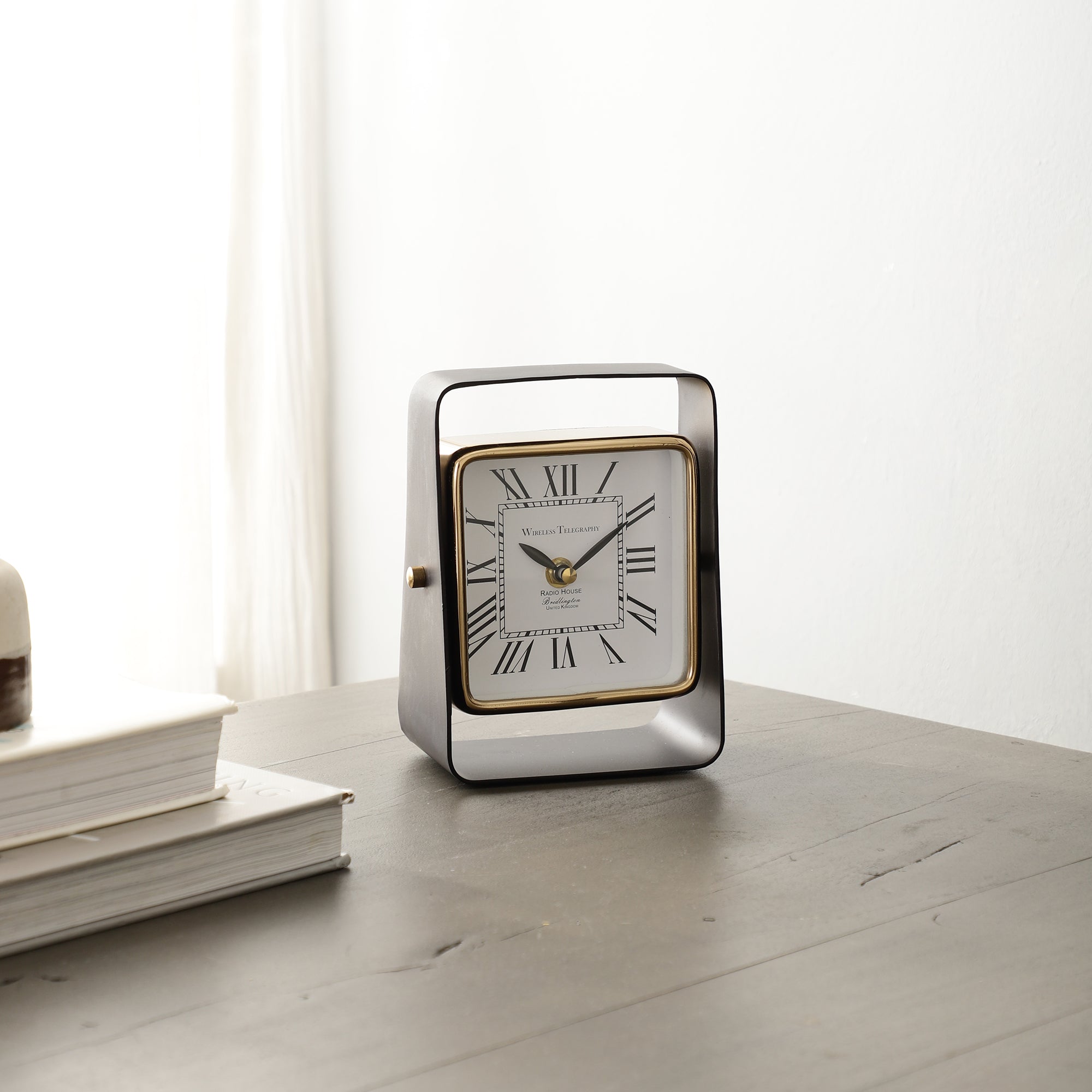 De Massion Tempovista Table Clock