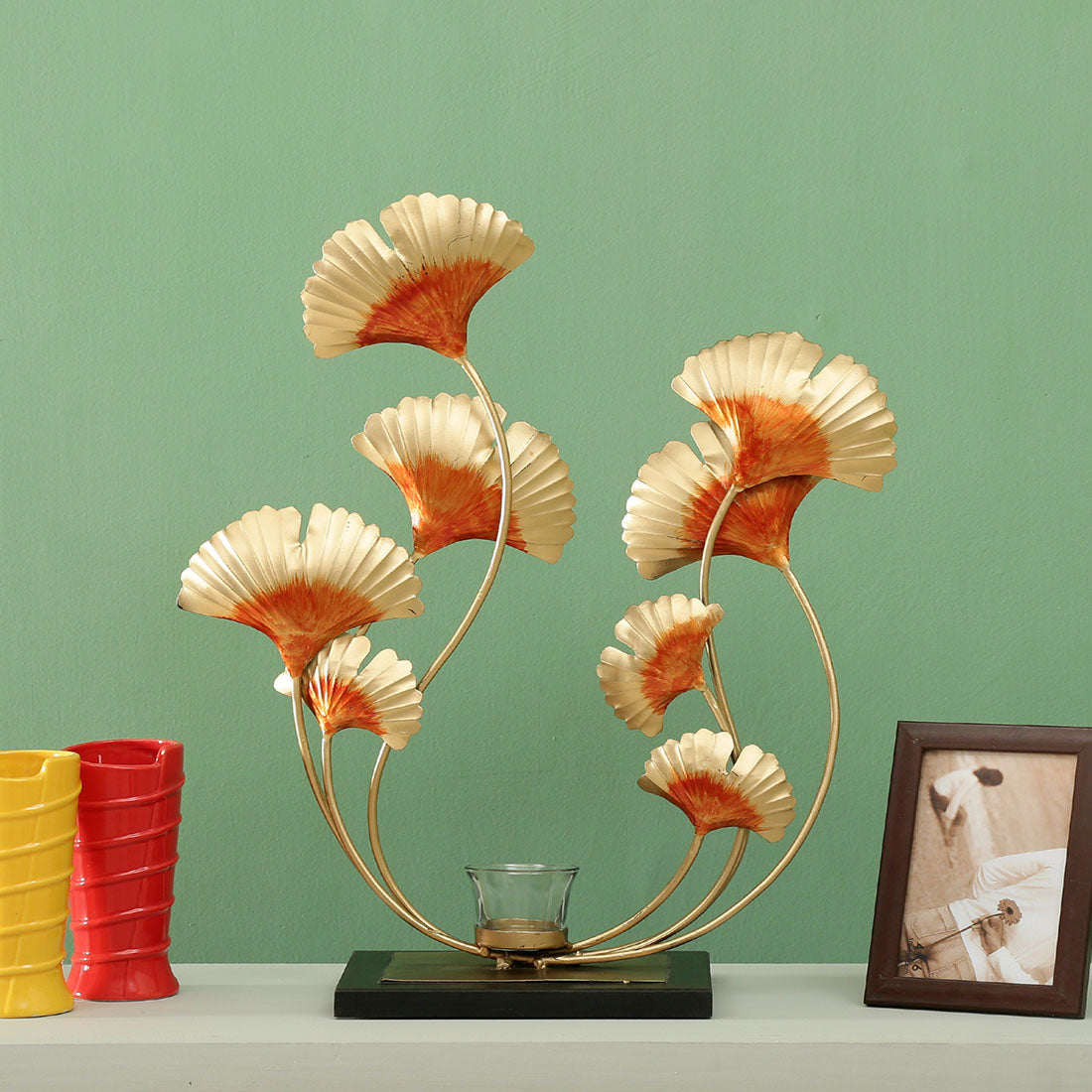 Vedas T-Aiza Table Decor with Candle Holder